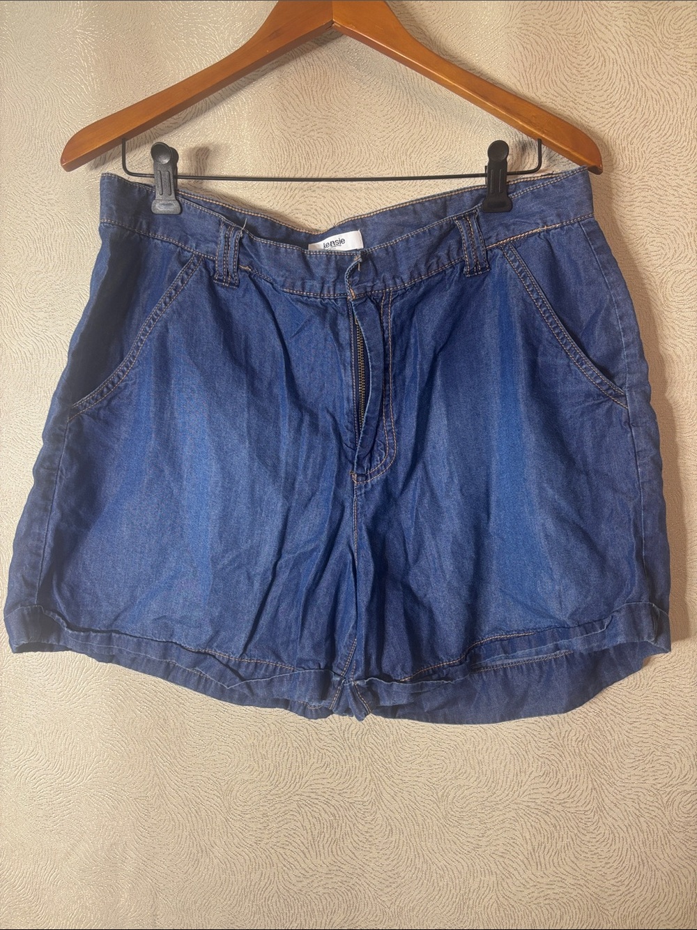 Kensie Jeans Denim Blue lightweight Women's Shorts - Casual Pull-OnStyle 0377 - Picture 1 of 10